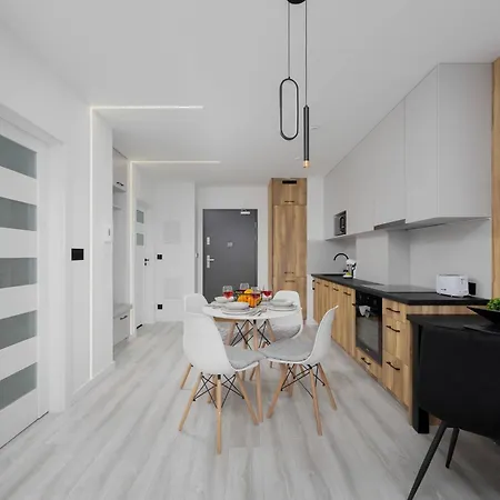 Apartament Stylowy Blisko Manufaktury Balkon&klimatyzacja By Renters